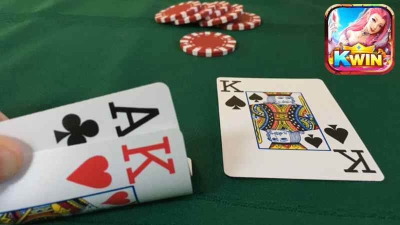 Tìm Hiểu Về Bài Poker SevenCard Stud tại Kwin 